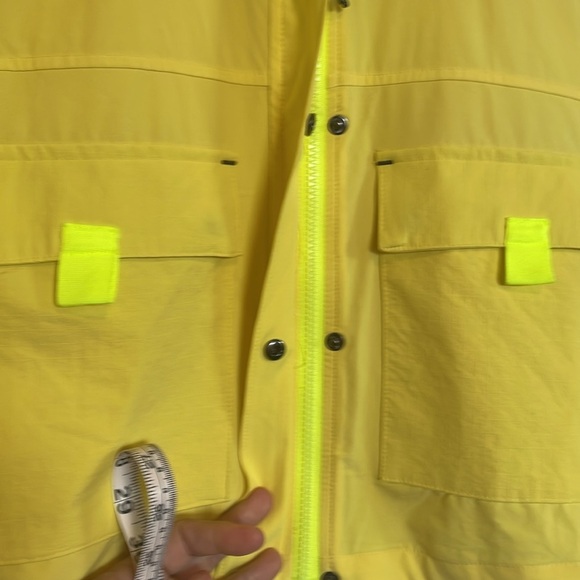 Women’s SP T by Talbots zip up hooded jacket windbreaker Bright Yellow pockets - Picture 12 of 12
